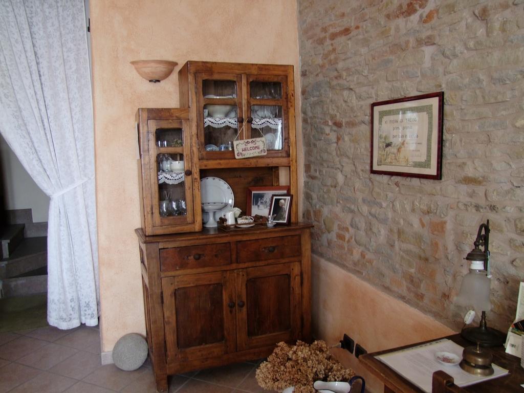 Bed and Breakfast Casa Branzele Trezzo Tinella Exterior foto